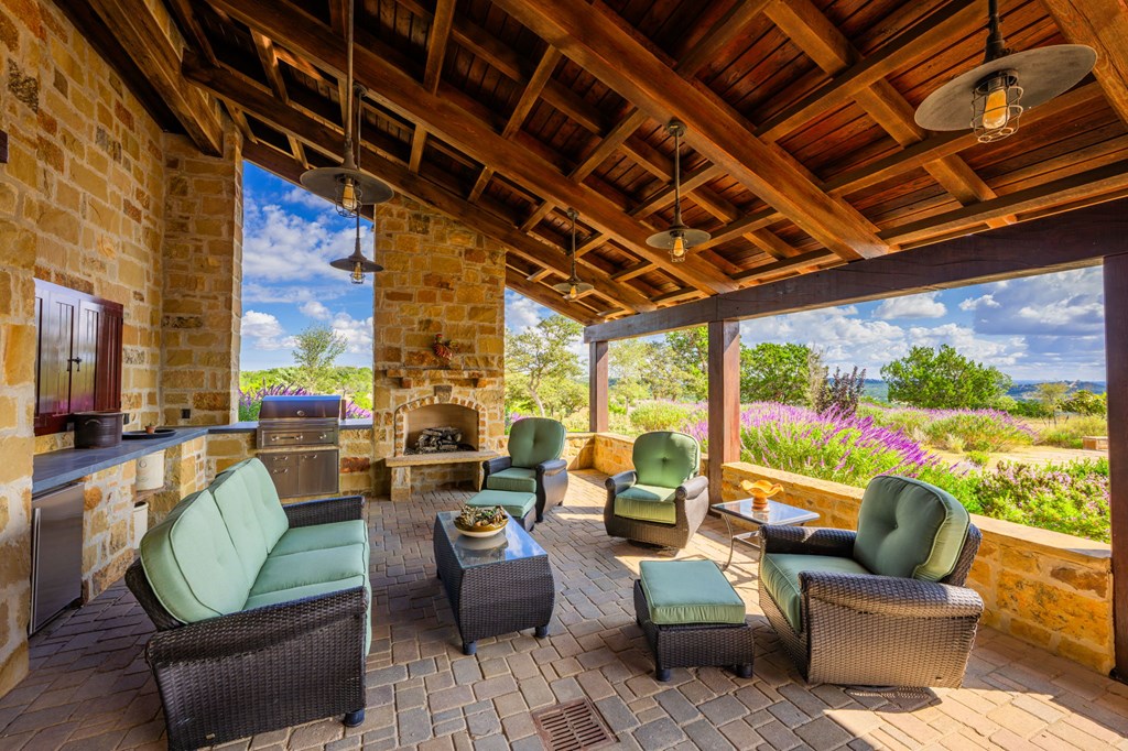 250 Hidden Hills Ranch Road East Kerrville, TX 78028 - Photo 68 of 107