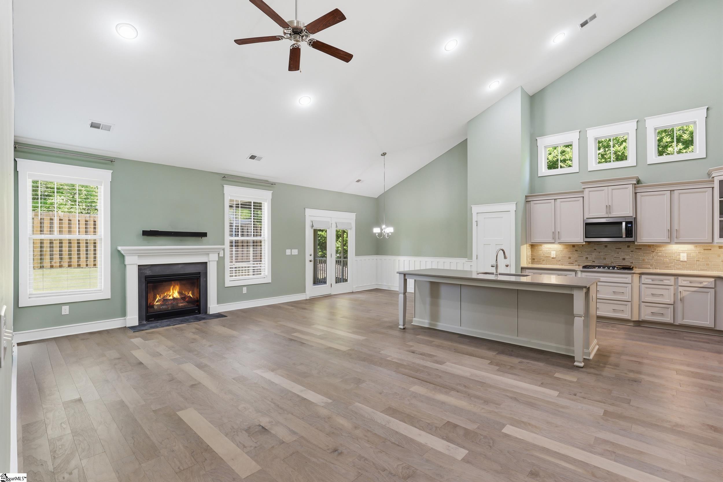 2 Ravencrest Court Simpsonville, SC 29680 - Photo 4 of 35