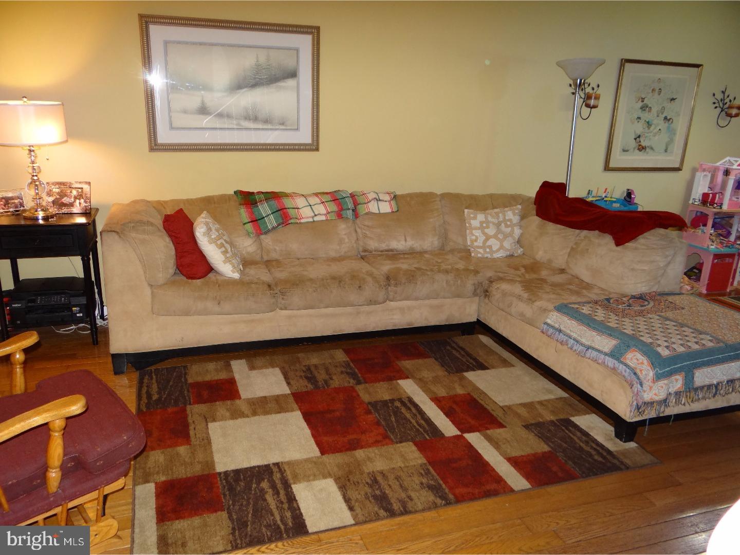 741 Rutland Court Sewell, NJ 08080 - Photo 12 of 25 Living Room