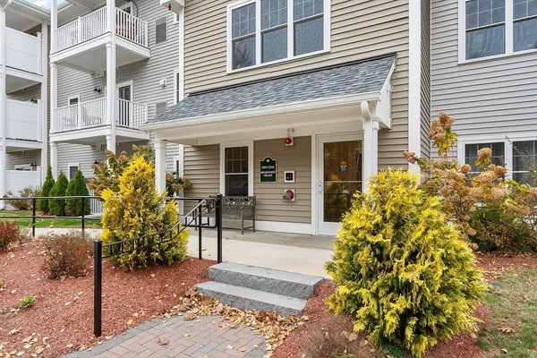 $410,000 | 3202 Briarwood Village, Unit 3202, Clinton, MA 01510