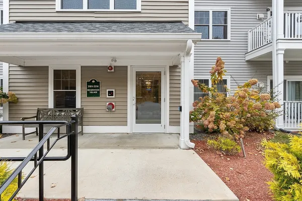 $410,000 | 3202 Briarwood Village, Unit 3202, Clinton, MA 01510