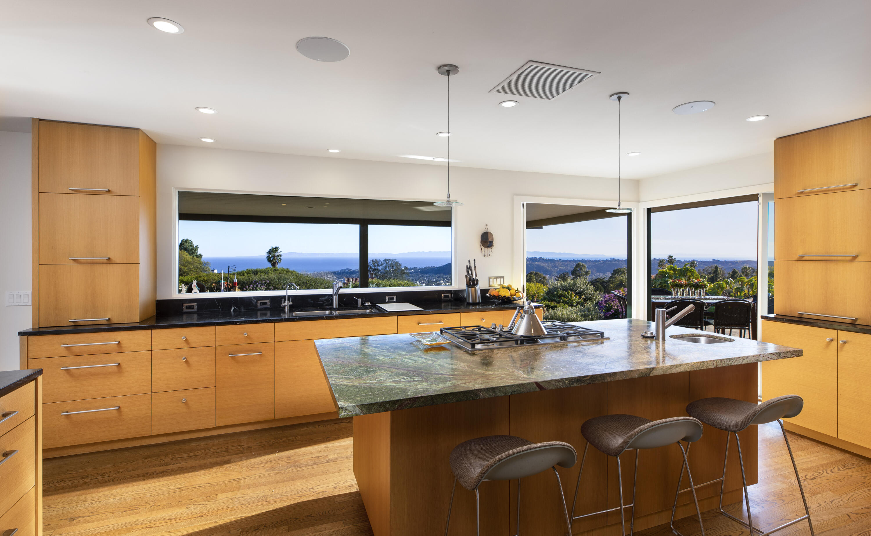 1900 Mission Ridge Road Santa Barbara, CA 93103 - Photo 8 of 20 Kitchen