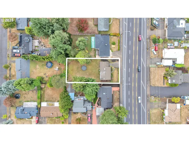 $440,000 | 11356 Northeast Glisan Street, Portland, OR 97220