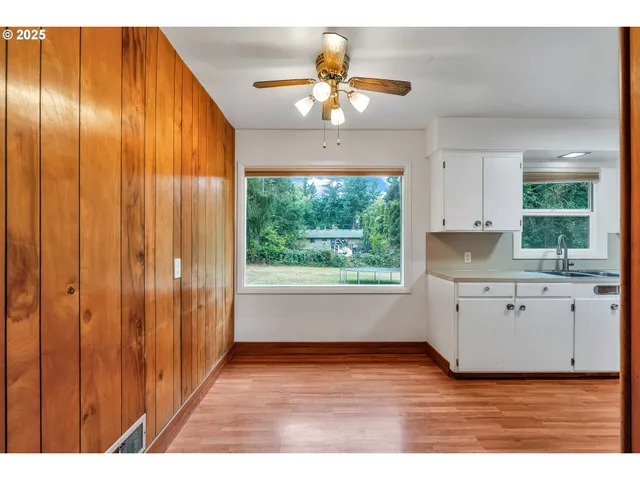 $440,000 | 11356 Northeast Glisan Street, Portland, OR 97220