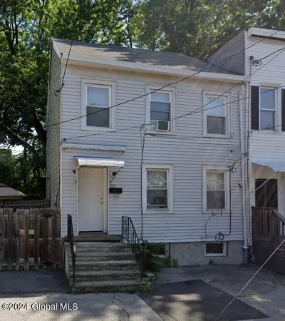 $109,999 | 469 Orange Street, Albany, NY 12206
