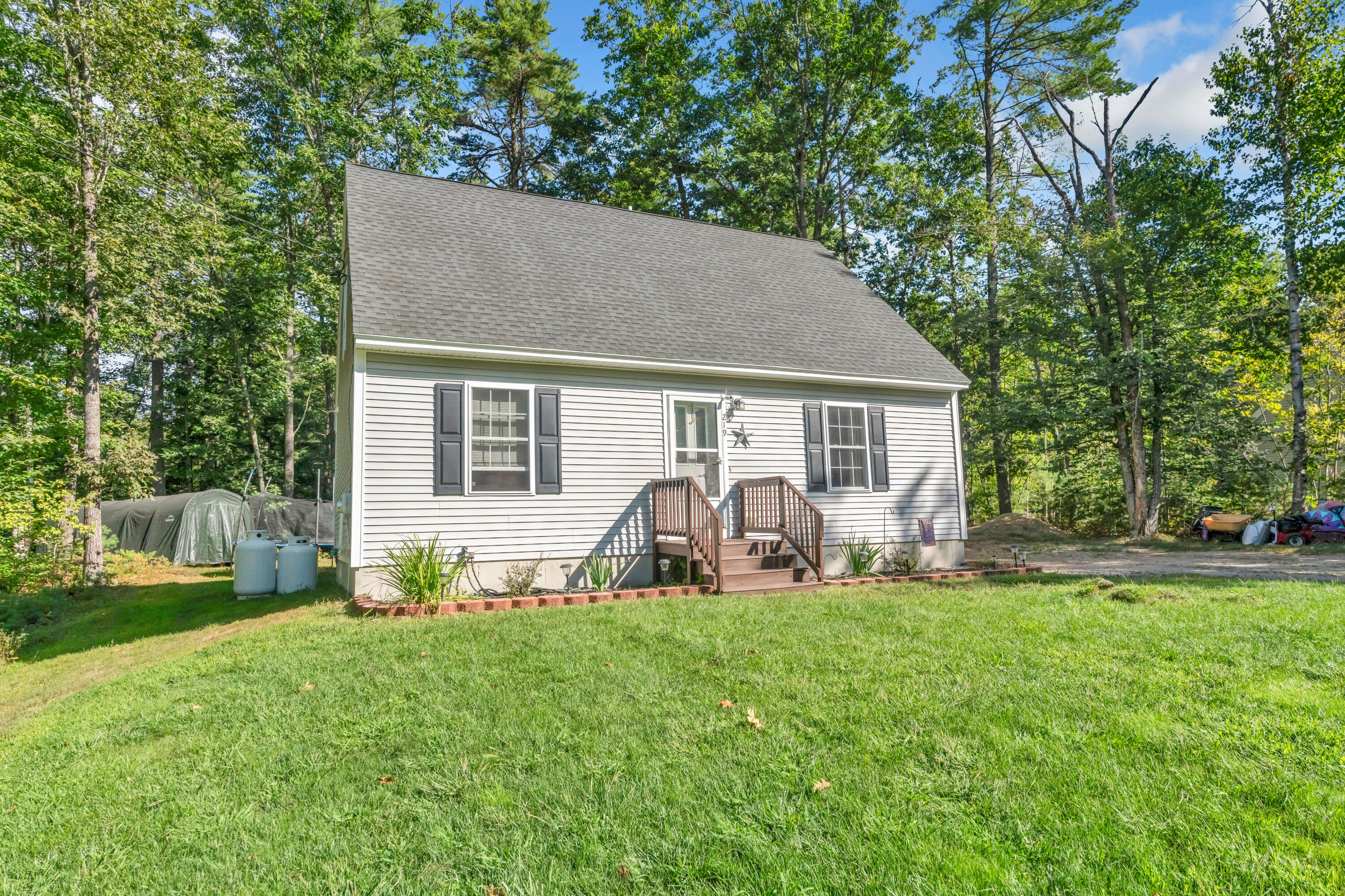 219 Old Portland Road North Waterboro, ME 04061 - Photo 4 of 29 _DSC0999
