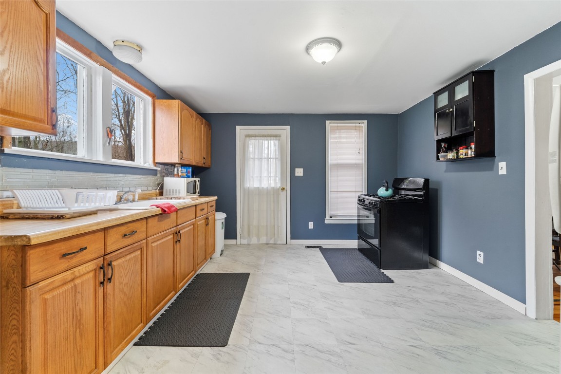 34 Corbettsville Road Conklin, NY 13748 - Photo 5 of 13 Gallery Image 5