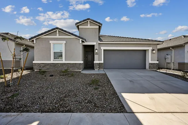 $2,795 | 2129 West Spaulding Avenue, Apache Junction, AZ 85120