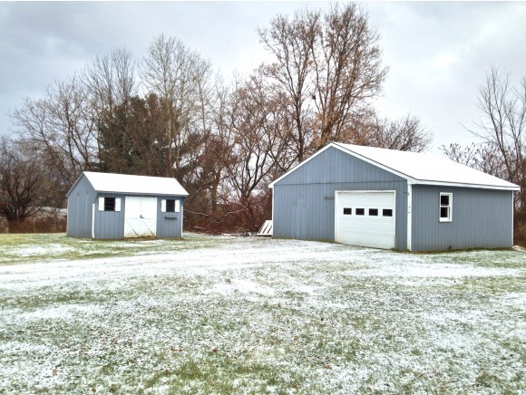 790 Orchard Road Bennington, VT 05201 - Photo 3 of 19