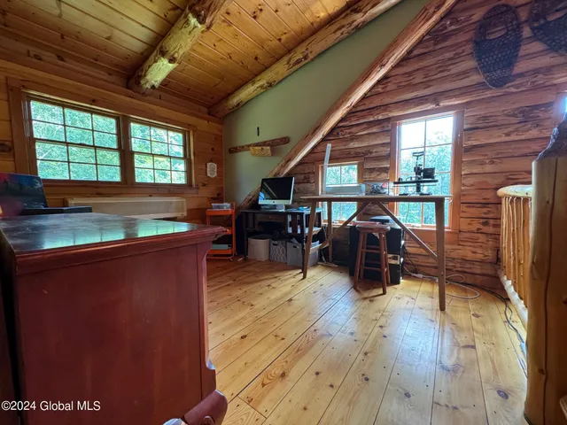 $425,000 | 75 Forest Way, Ticonderoga, NY 12883