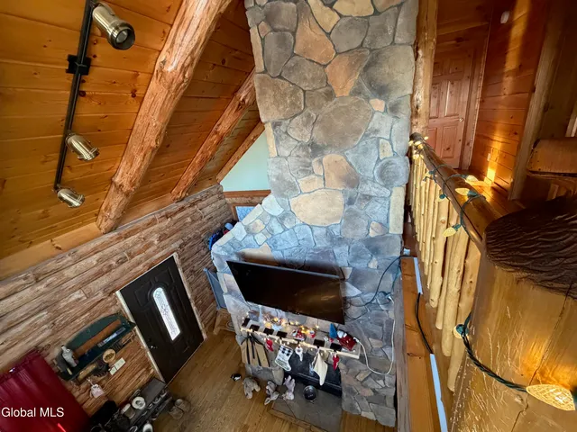 $425,000 | 75 Forest Way, Ticonderoga, NY 12883