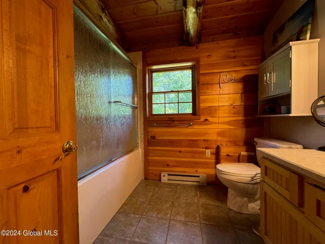 $425,000 | 75 Forest Way, Ticonderoga, NY 12883