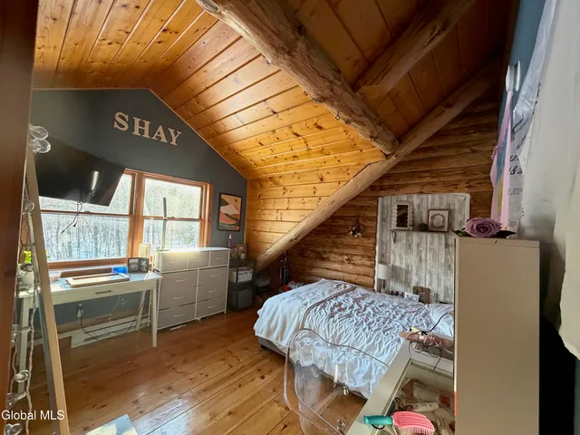 $425,000 | 75 Forest Way, Ticonderoga, NY 12883