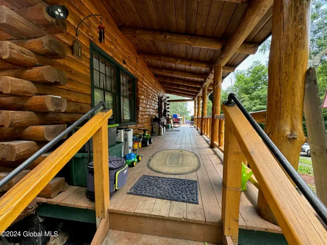 $425,000 | 75 Forest Way, Ticonderoga, NY 12883