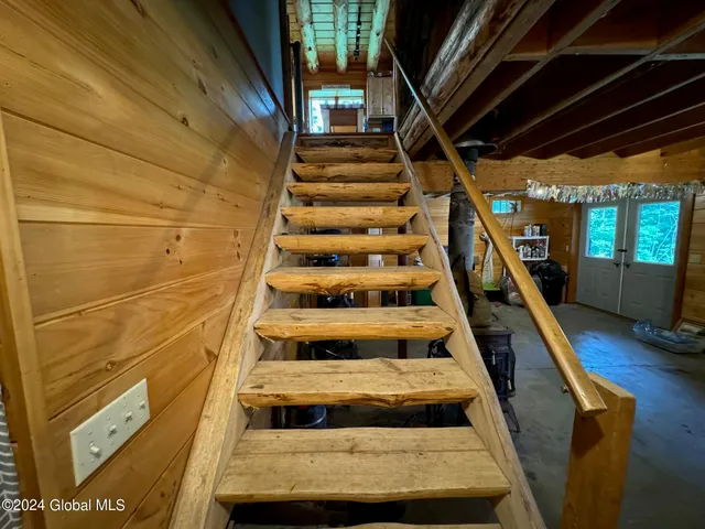 $425,000 | 75 Forest Way, Ticonderoga, NY 12883