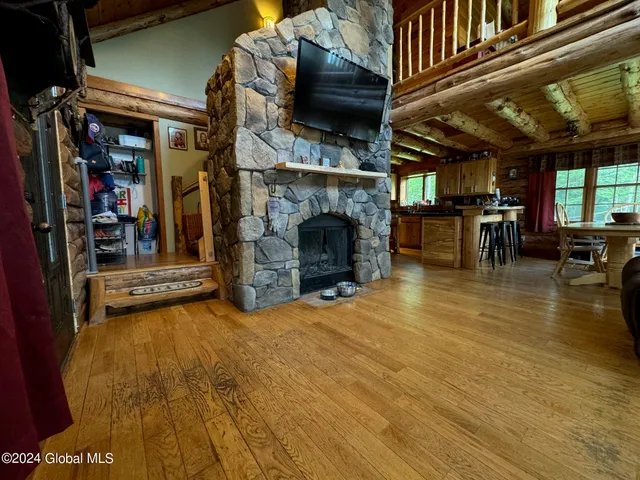 $425,000 | 75 Forest Way, Ticonderoga, NY 12883