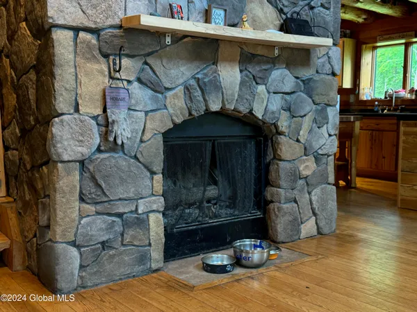 $395,000 | 75 Forest Way, Ticonderoga, NY 12883