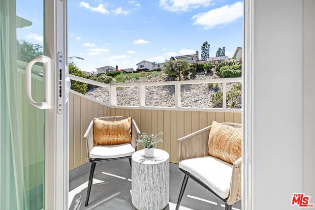 $2,100,000 | 5567 Mistridge Drive, Rancho Palos Verdes, CA 90275