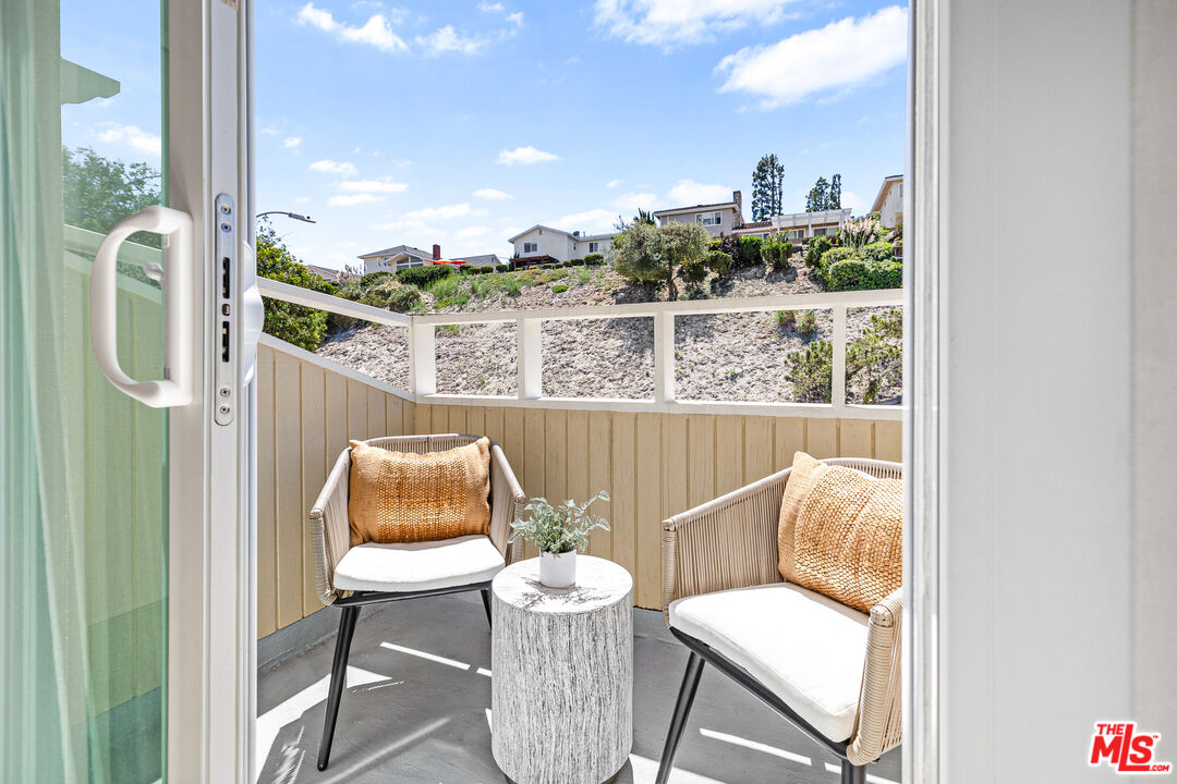 5567 Mistridge Drive Rancho Palos Verdes, CA 90275 - Photo 25 of 46