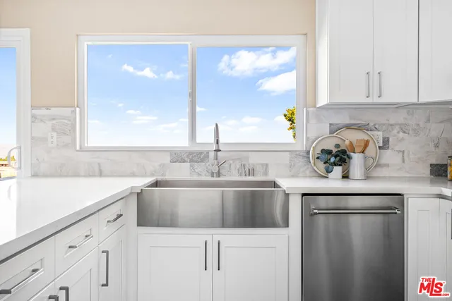 $2,100,000 | 5567 Mistridge Drive, Rancho Palos Verdes, CA 90275