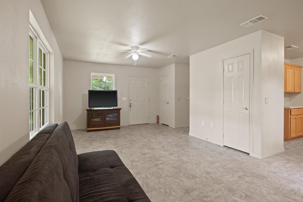 65 Rhyne Boulevard Avinger, TX 75630 - Photo 7 of 35
