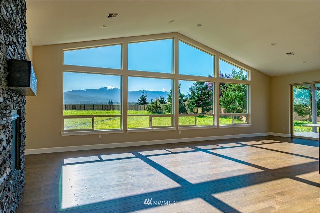 85 Harrier Way Sequim, WA 98382 - Photo 5 of 25 Gallery Image 5