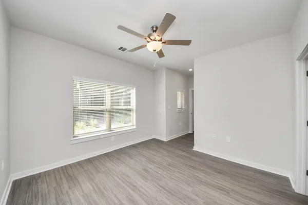 $1,816 | 7711 Longmire Road, Unit 158, Conroe, TX 77304
