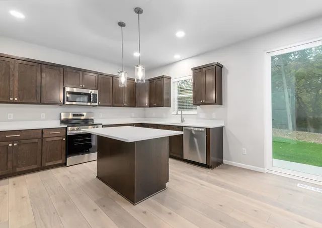 $514,900 | 5919 Woodbine Drive, Madison, WI 53718