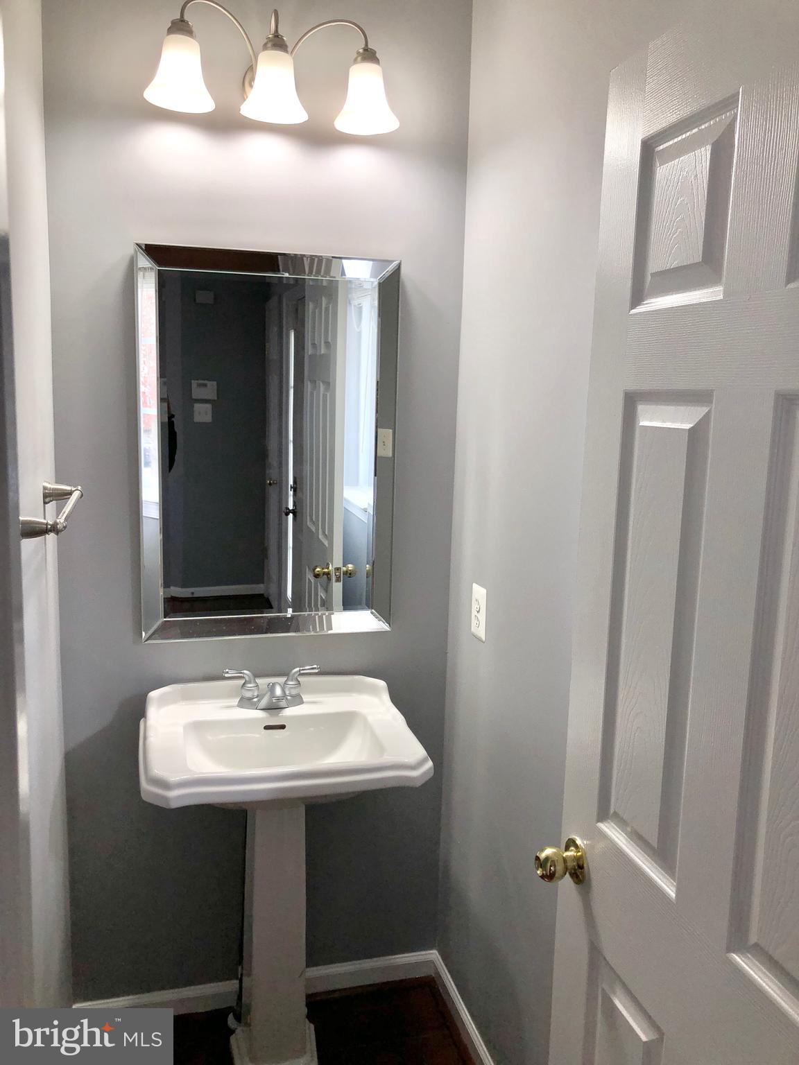 9616 Maxwell Road Middle River, MD 21220 - Photo 9 of 29 Main Lvl Half Bath