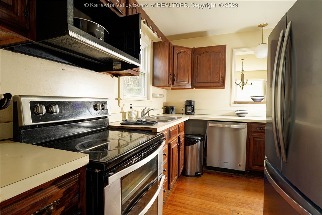 1014 Valley Road Charleston, WV 25302 - Photo 11 of 28 Gallery Image 11