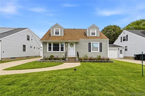 $299,000 | 114 Sherwin Drive, Tonawanda, NY 14150