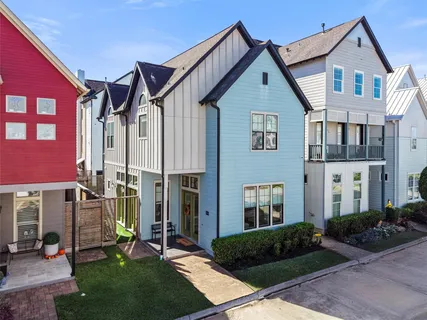 a view of a backyard with plants