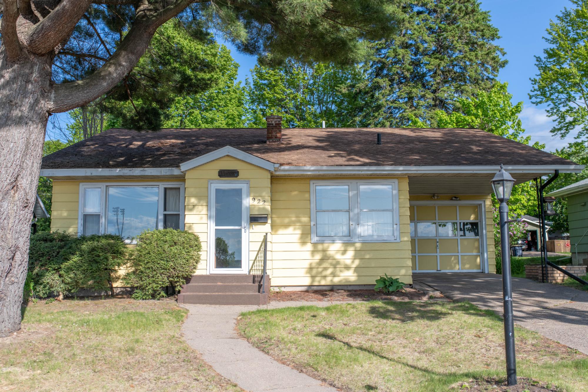 922 Messer Street Rhinelander, WI 54501 - Photo 1 of 31 Gallery Image 1