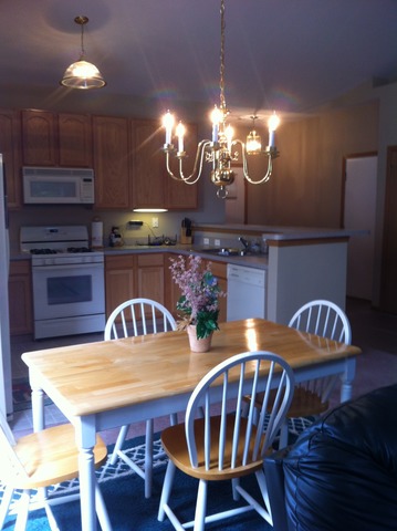 638 Graham Road North Aurora, IL 60542 - Photo 4 of 14 a view of a dining room with furniture