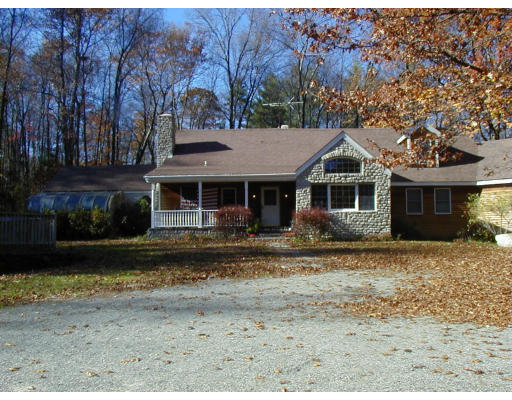 123 Chase Road Lunenburg, MA 01462 - Photo 1 of 20
