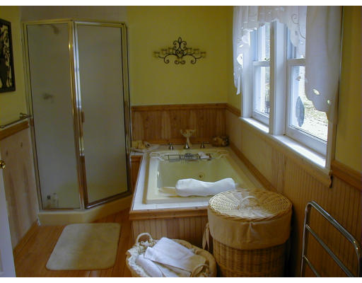 123 Chase Road Lunenburg, MA 01462 - Photo 18 of 20