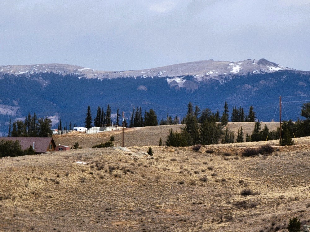 a view of a large building