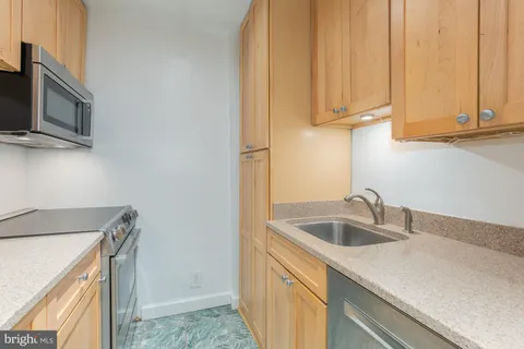 $369,500 | 1316 New Hampshire Avenue Northwest, Unit 503, Washington, DC 20036