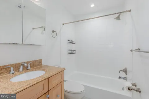 $369,500 | 1316 New Hampshire Avenue Northwest, Unit 503, Washington, DC 20036