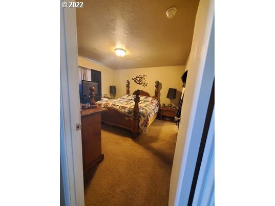 2315 Fisher Road Northeast Salem, OR 97305 - Photo 13 of 28 Gallery Image 13