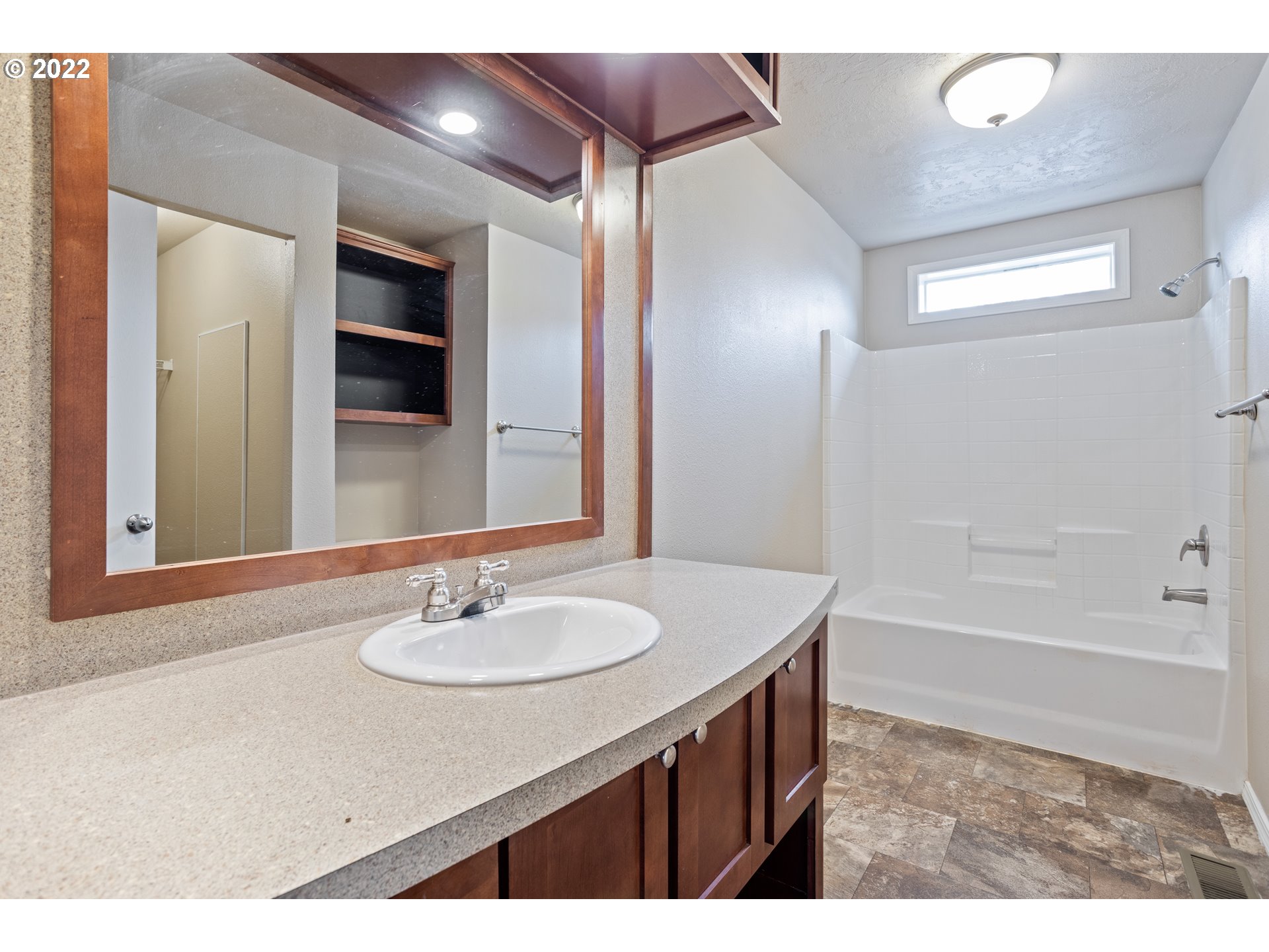 2315 Fisher Road Northeast Salem, OR 97305 - Photo 24 of 28 Gallery Image 24