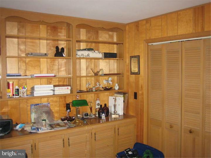 242 Trench Road Bridgeton, NJ 08302 - Photo 7 of 13 Den