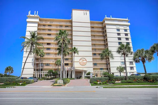 $4,600 | 840 Ocean Drive, Unit 603, Juno Beach, FL 33408