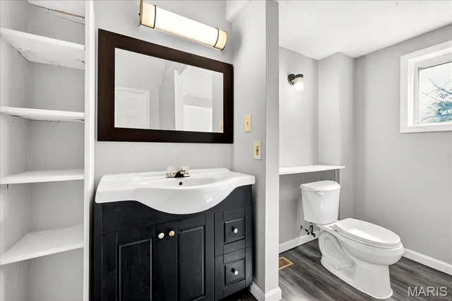 $77,900 | 6534 Whitney Avenue, St. Louis, MO 63133