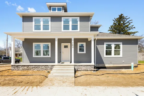 $829,900 | 703 South Bend Avenue, South Bend, IN 46617