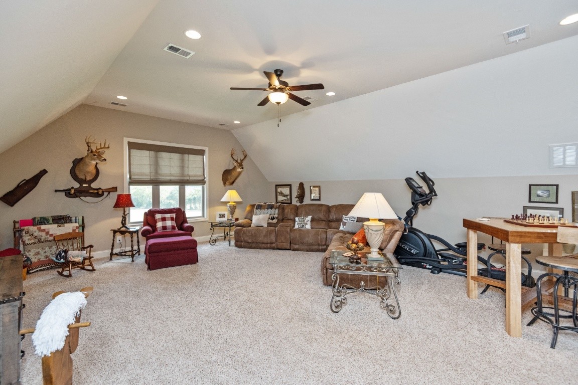 810 Burford Road Lebanon, TN 37087 - Photo 18 of 32 a living room with furniture