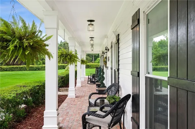 $500,000 | 39211 Keaghey Road, Ponchatoula, LA 70454