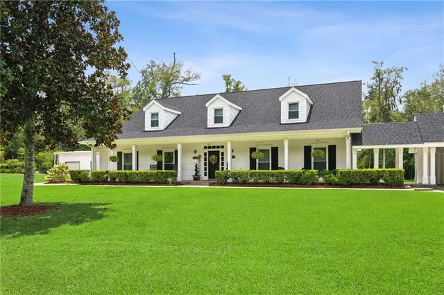 $500,000 | 39211 Keaghey Road, Ponchatoula, LA 70454