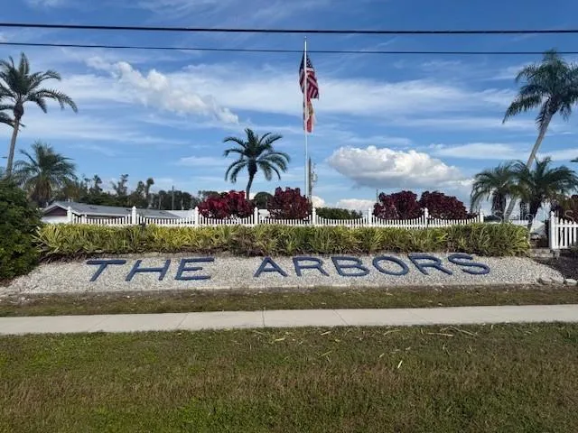 $129,500 | 26 Siesta Circle West, Osprey, FL 34229