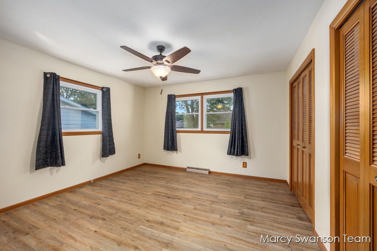 1506 Woodside Road Muskegon, MI 49441 - Photo 10 of 28 IMG_1009
